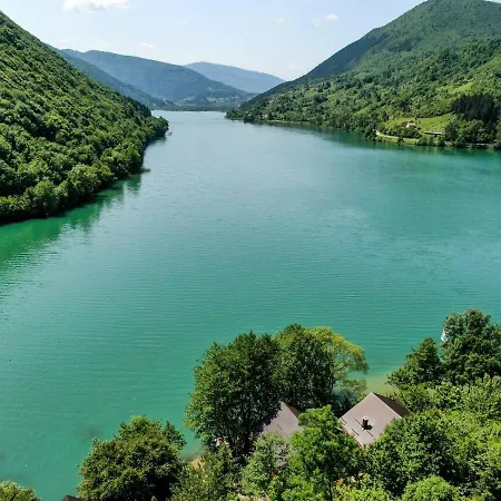 Forest Dream House Jajce