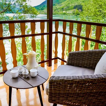 Forest Dream House 別荘 ヤイツェ