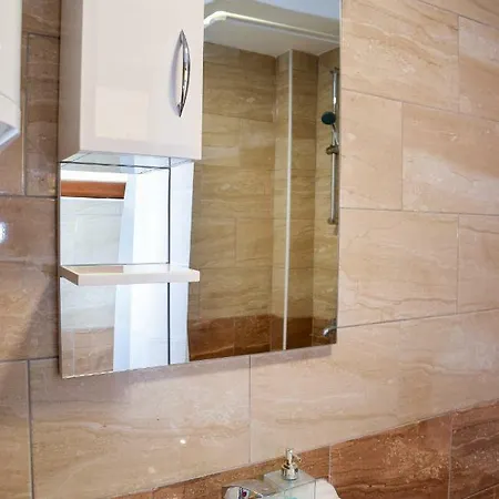 Vakantiehuis Forest Dream House *